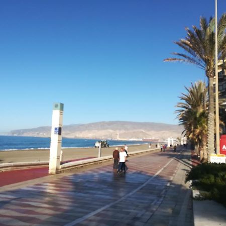 La Conchita Apartment Almeria Luaran gambar